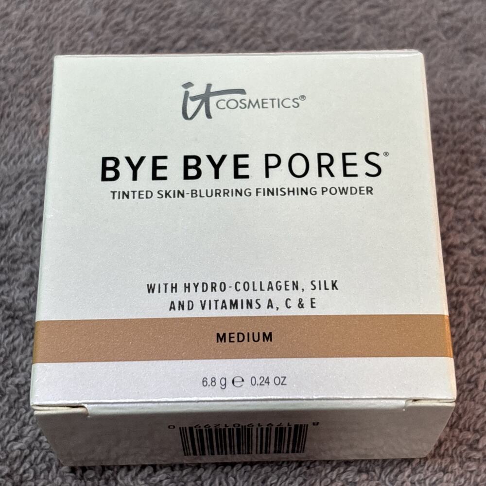 It Cosmetics Bye Bye Pores Tinted Skin Blurring Finishing Powder Medium - NEW - Picture 2 of 5